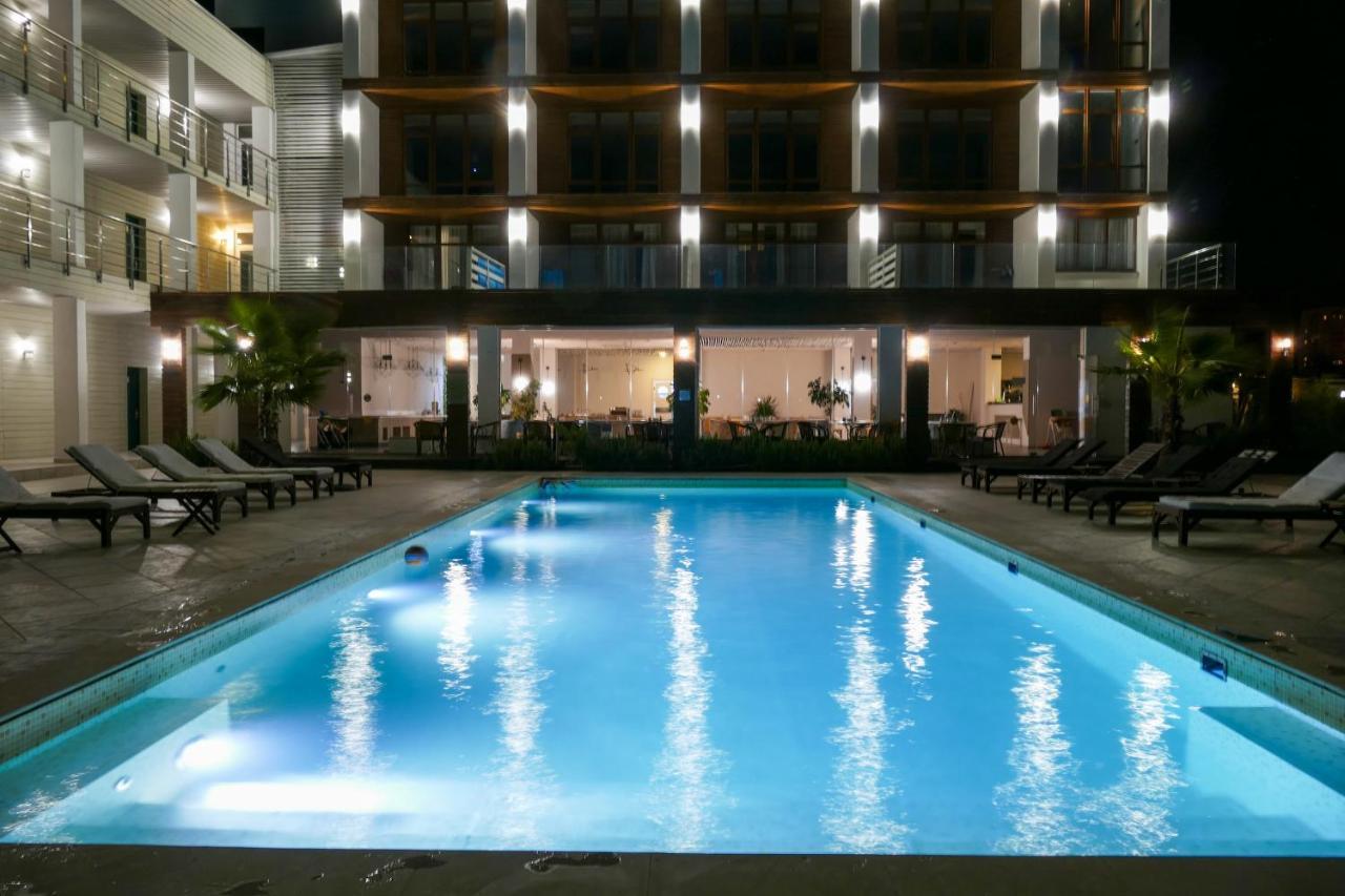 Aquamarine Family Club Hotel Gagra Luaran gambar