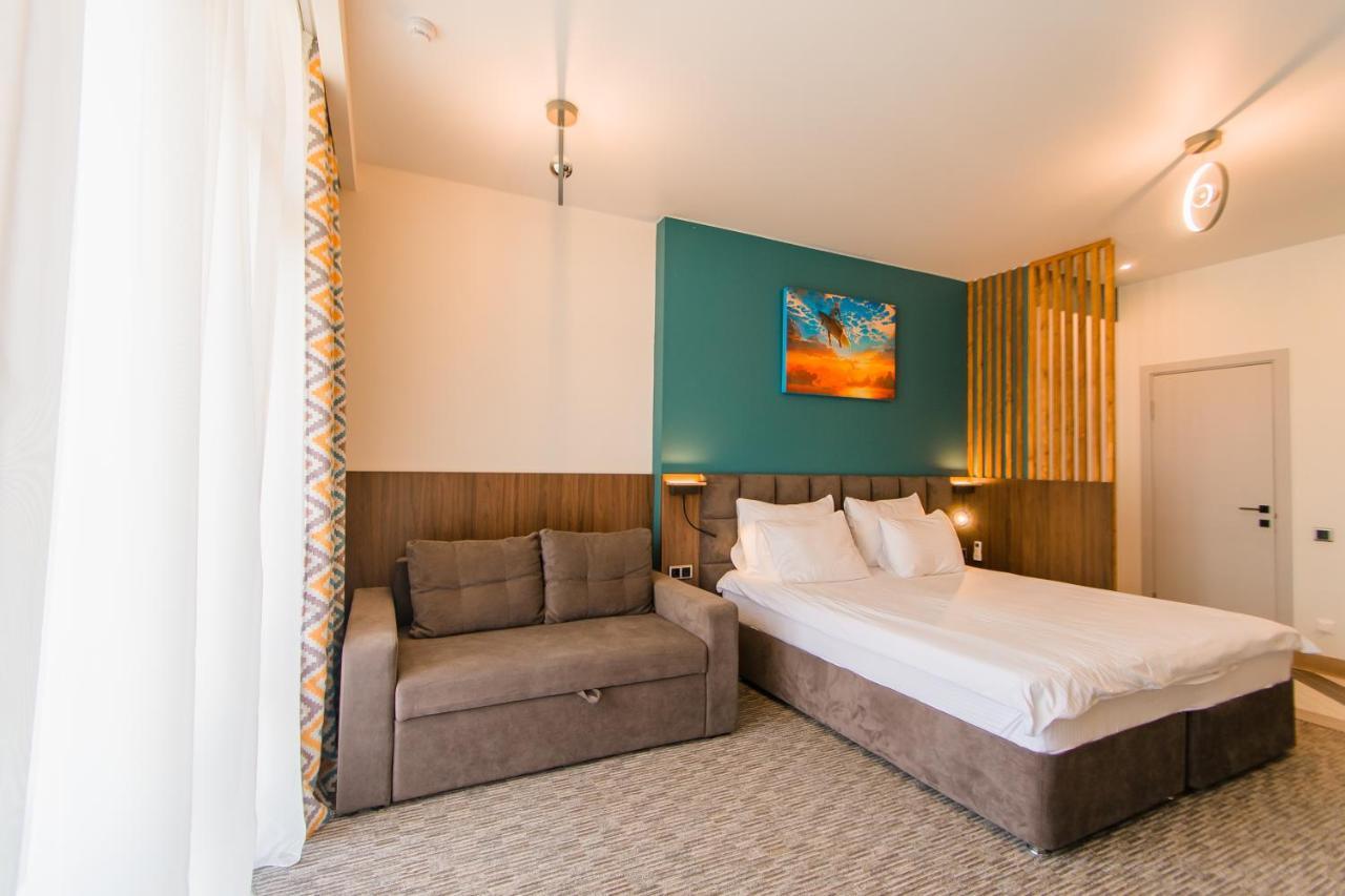 Aquamarine Family Club Hotel Gagra Bilik gambar